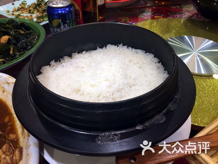 老铁锅香米饭