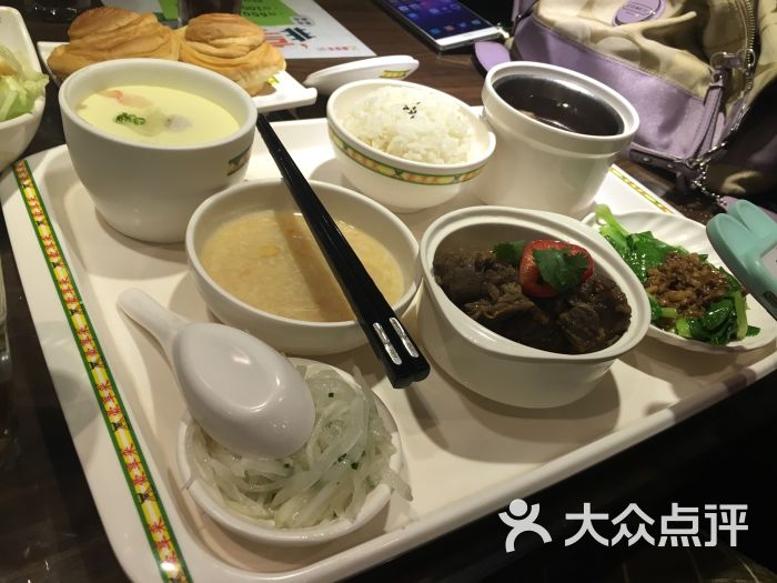 豪享来中西餐厅(上海隆昌店)图片 - 第2张