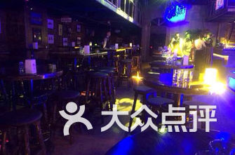 大连酒吧排名_大连tt酒吧陈世镇图片(2)