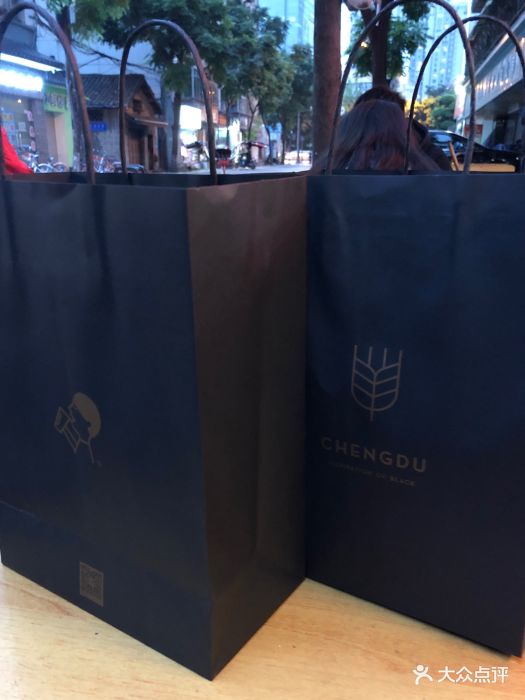 喜茶(ifs黑金店)包装袋图片 - 第16197张