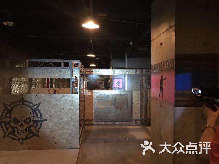 穿越火线大型室内密室真人cs图片 - 第3张