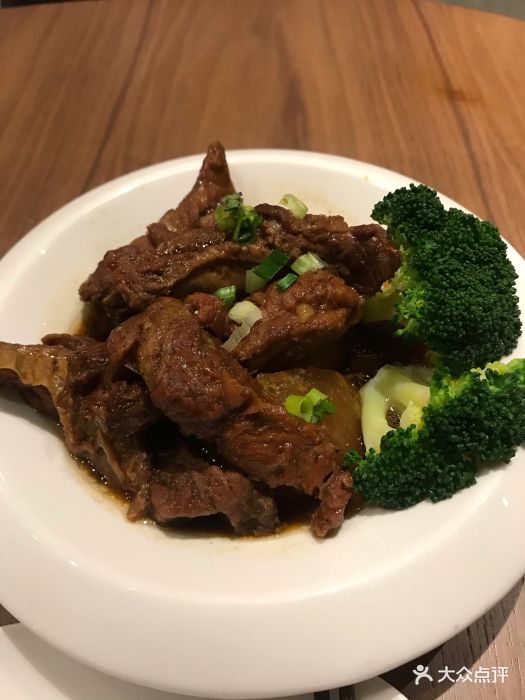 小吾厨房(陆家嘴店-招牌原汁牛腩图片-天津美食-大众点评网