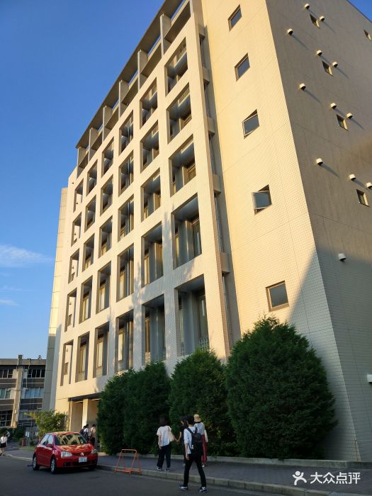 在去名古屋的那天天气超好,由于太阳超级大.