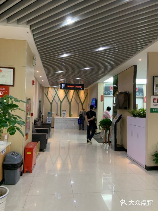 武汉大学口腔医院(二七门诊部)图片