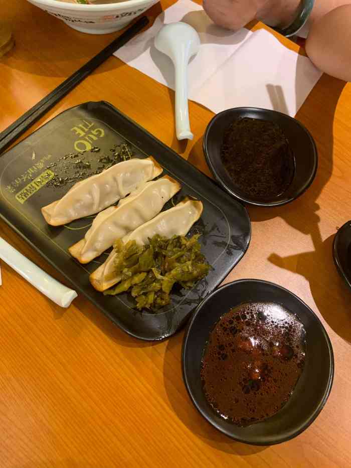 小淮娘鸭血粉丝锅贴(兆佳巷邻里中心店)