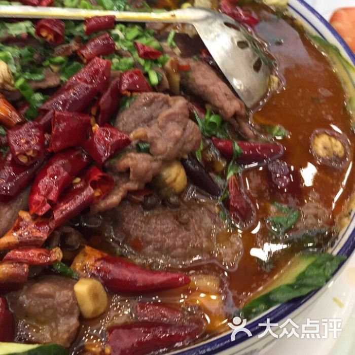 星福酒家:服务员态度不好,要了一个干烧伊.顺德