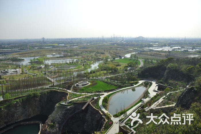 上海辰山植物园山上看下来的全景图片 - 第3张