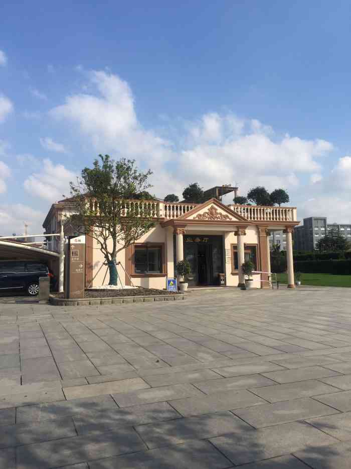 上海徐泾西园-"年年踏青日,选了正日子过来.失误.