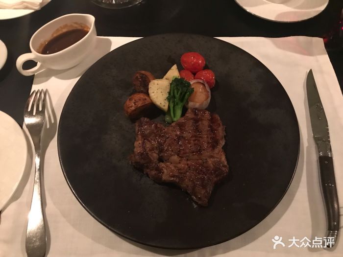 重庆丽晶酒店·罗宾斯牛排馆m6肉眼牛排 6oz图片 第378张