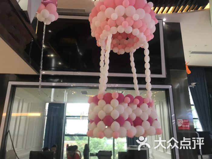 1080顶配,卓威显示器是csGO比赛专用显示器