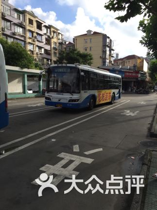 公交车(隧道三线)