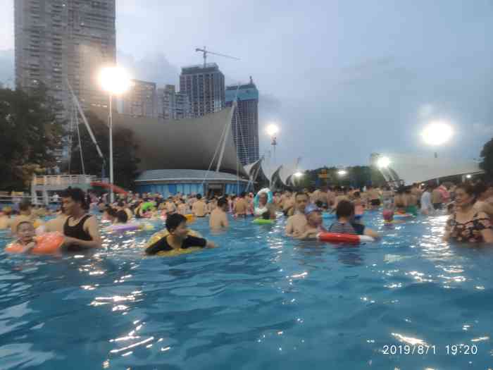 汉阳江滩水上乐园-"没啥优惠的,希望以后活动力度大一