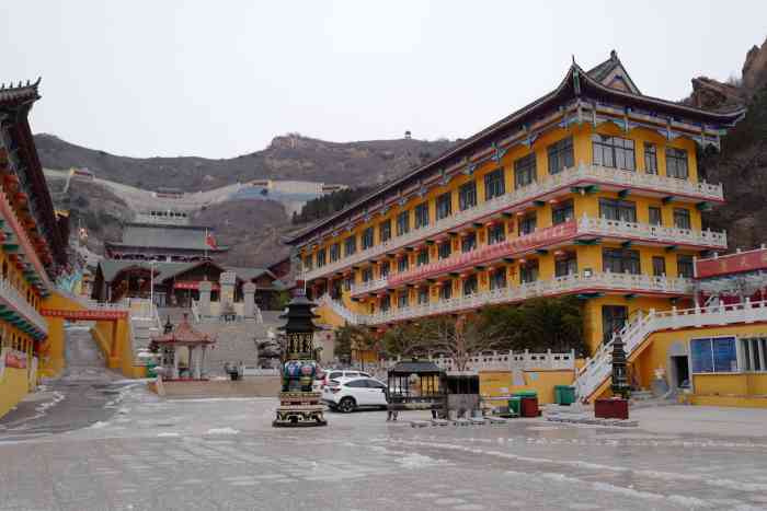 北普陀山"锦州北普陀山景区,位于辽宁省锦州市古塔区.