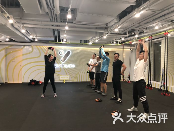 youthquake精品连锁健身品牌图片 - 第1张