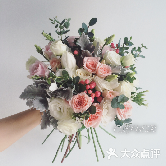 clover创意花店手捧花图片 - 第44张