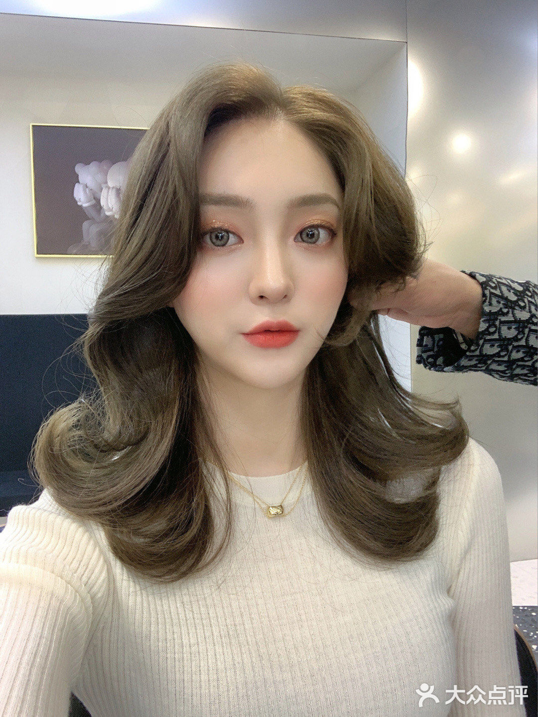 网红发色 流行发色 女生发色分享 棕色系发色
