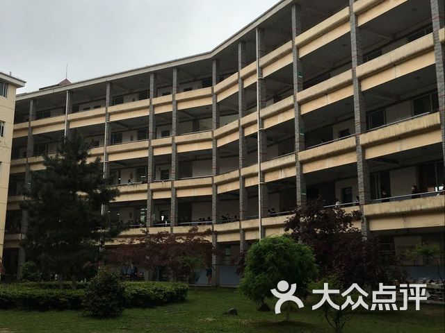 九江外国语学校