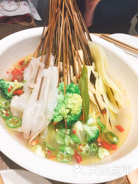 叶婆婆钵钵鸡(建设路店)-藤椒味钵钵鸡图片-成都美食-大众点评网