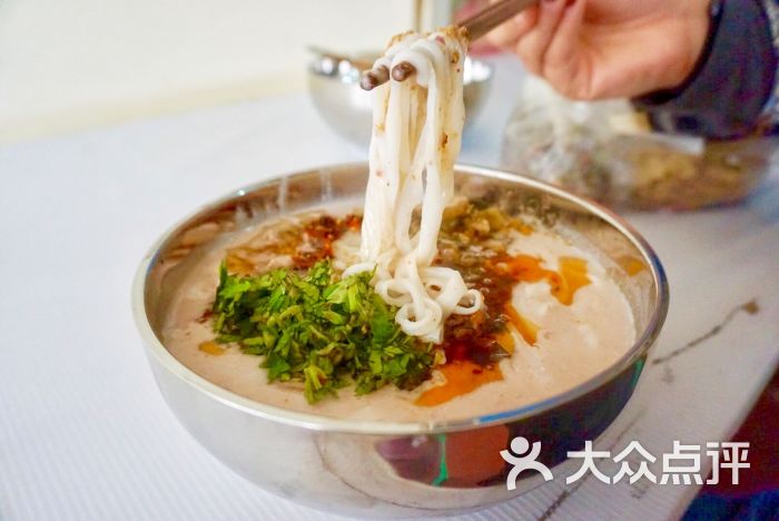 花生汤米干(有自己加料)