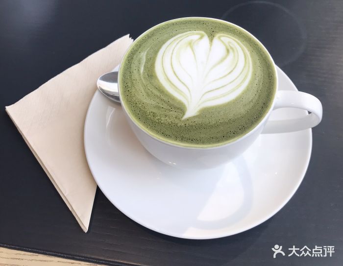 晨山咖啡(国贸商城店)茉莉抹茶拿铁图片