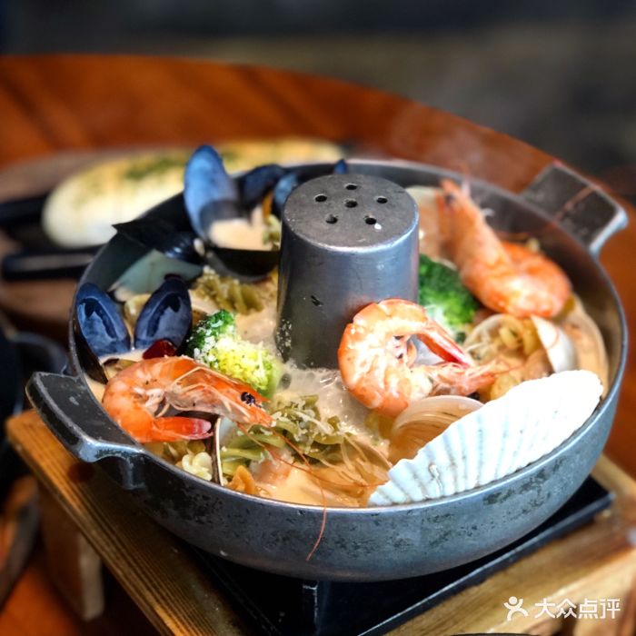 belloco倍乐创意韩国料理(静安店)海鲜奶油火锅图片