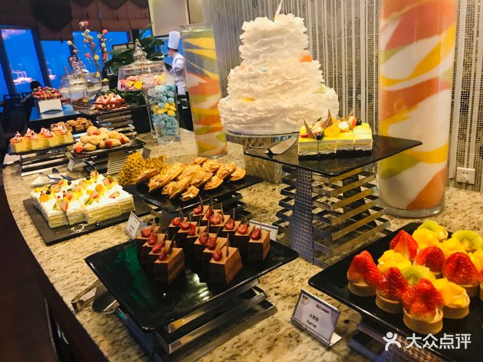 索菲特银座大饭店银顶旋转餐厅图片