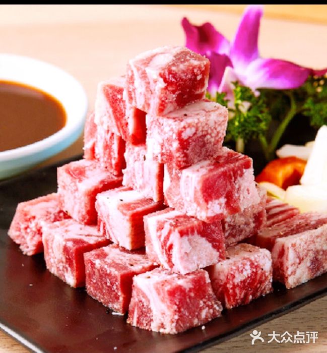 韩时烤肉61烧酒beer(百子湾店)魔方雪花牛肉图片
