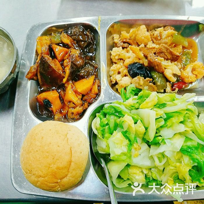 北京青年政治学院食堂图片 第3张