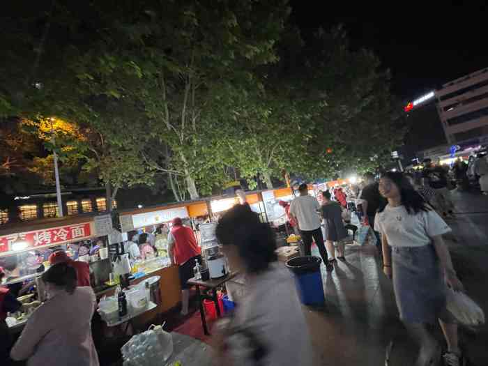 翟营大街夜市又恢复啦