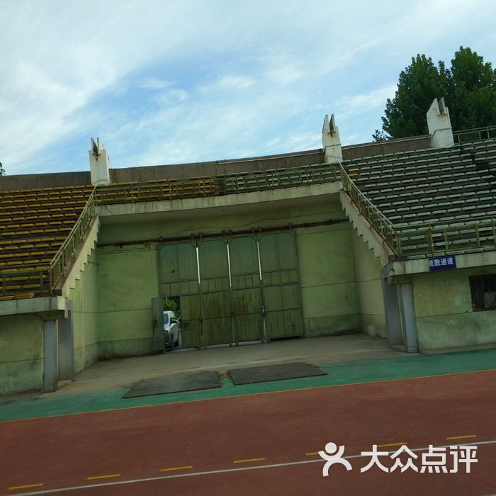 西安市人民体育场-西门