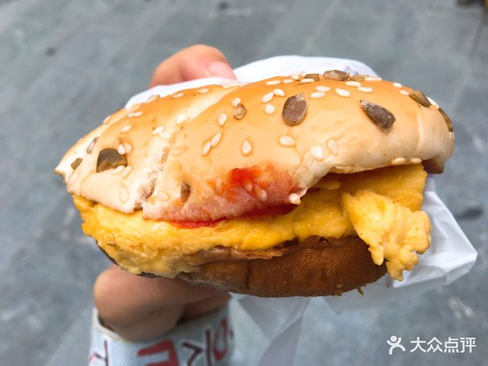 麦当劳(销品茂店)吉士炒双蛋堡图片 - 第8张