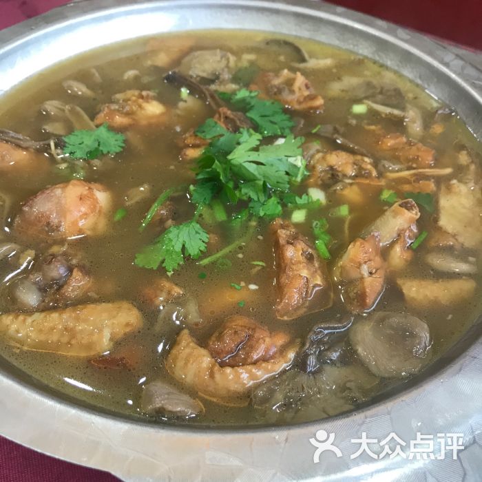 台蘑炖土鸡