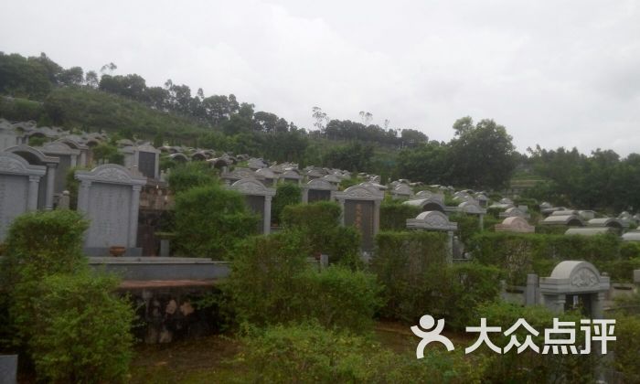 龙山永久墓园图片 - 第2张