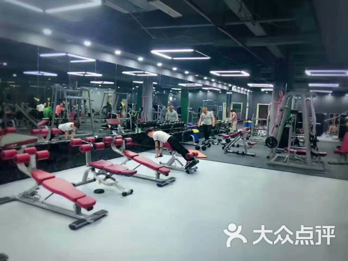 金色阳光游泳健身俱乐部图片 - 第1张