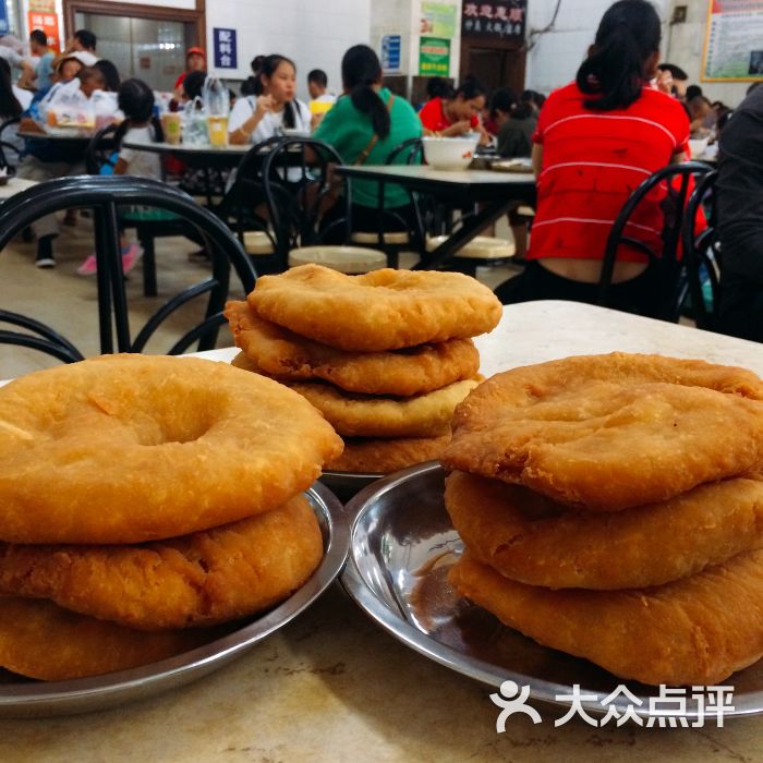 清真寺米粉油香饼图片 - 第2张