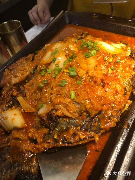 一味一诚 一口回重庆烤鱼(西单大悦城店)辣白菜清江鱼(标准份)图片