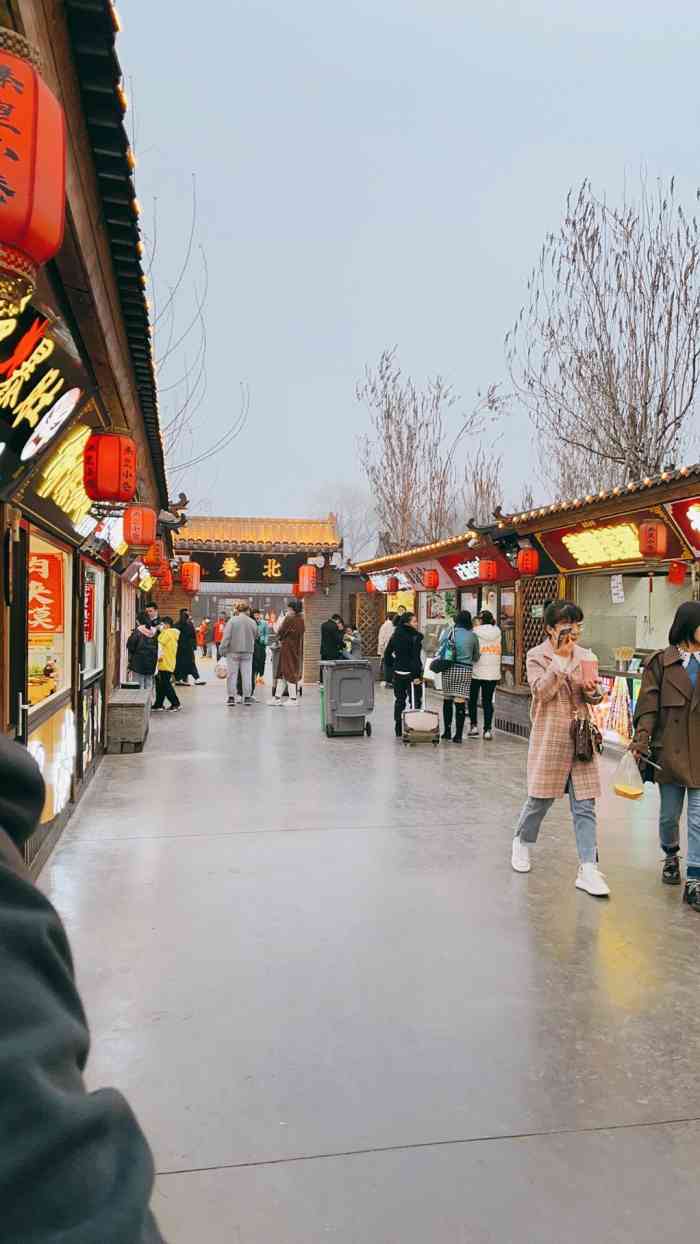 秦皇小巷-"早就听说秦皇岛有个秦皇小巷,这次来北戴河