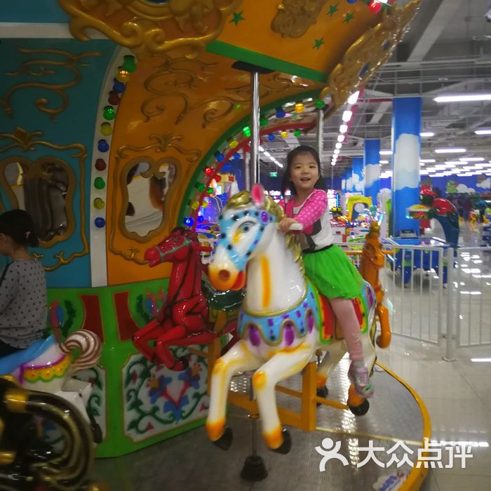 天空城堡儿童主题乐园