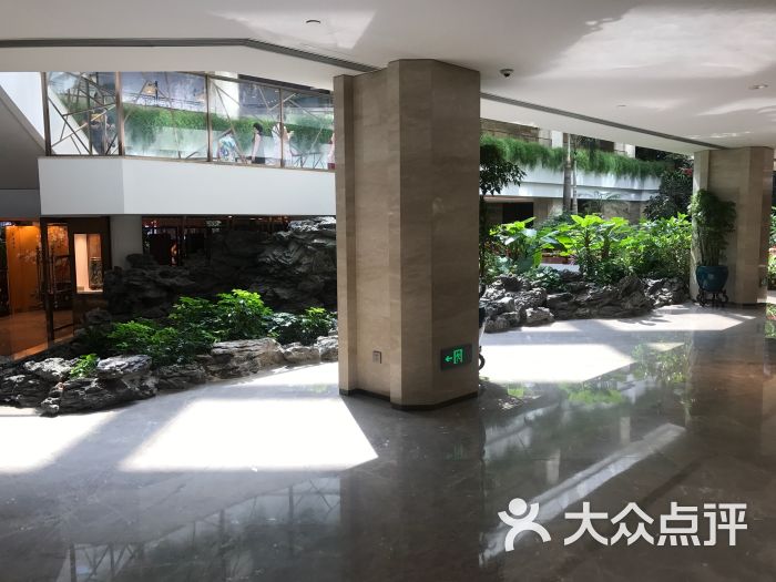 广州白天鹅宾馆-大堂景观湖图片-广州酒店-大众点评网