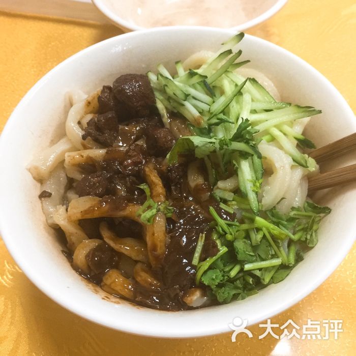 胖姑娘正宗黄酱面图片 - 第1张