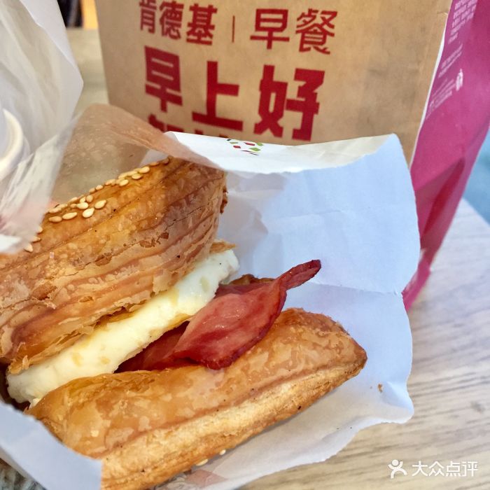 肯德基(海宁龙城店)法风烧饼图片 - 第1张