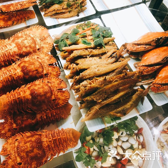 融信华邑酒店鲜艳自助餐