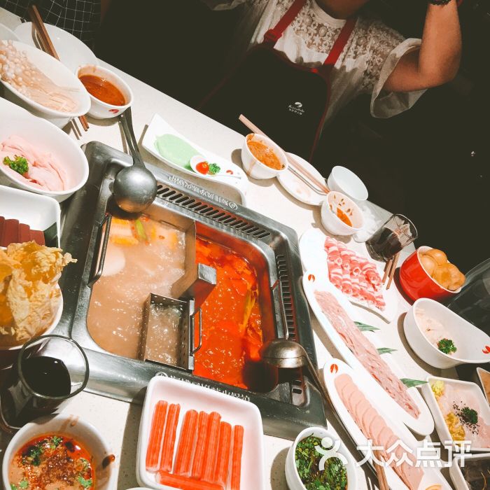 海底捞火锅(南京东路店)图片 - 第1张