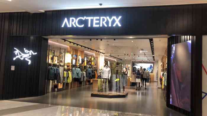 arcteryx始祖鸟湖滨银泰in77店