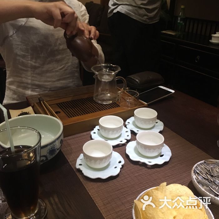 茶艺师泡茶