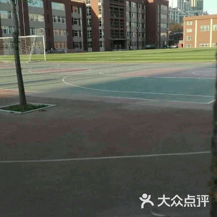 大连市第四十八中学