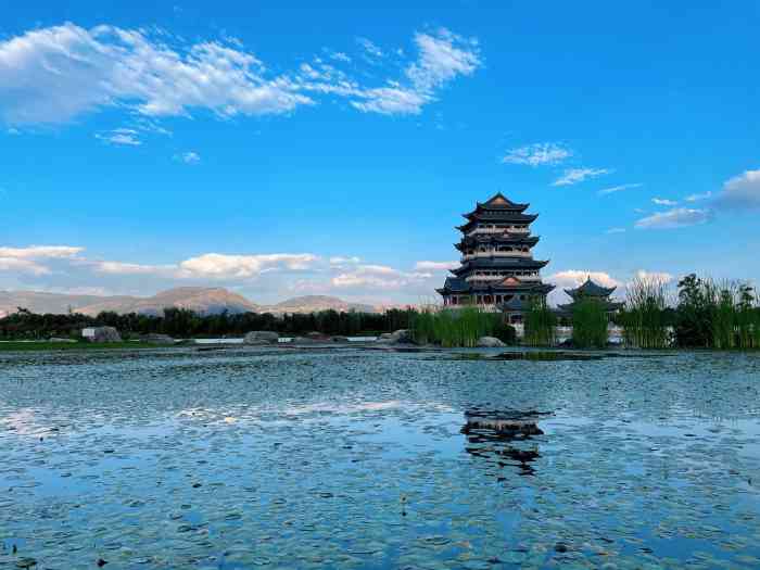 青华海西湖景区