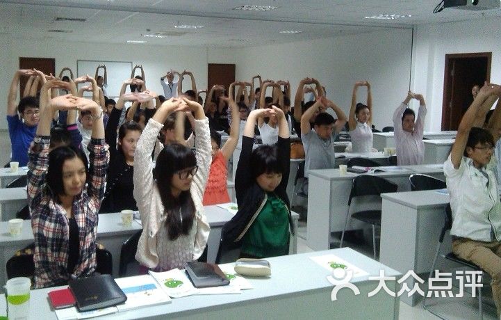 深圳教育培训机构排名_教育培训机构图片