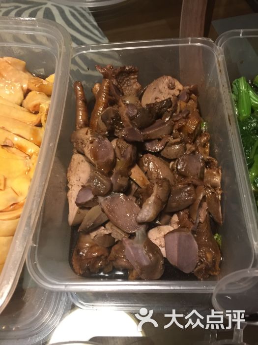 卤鸡杂