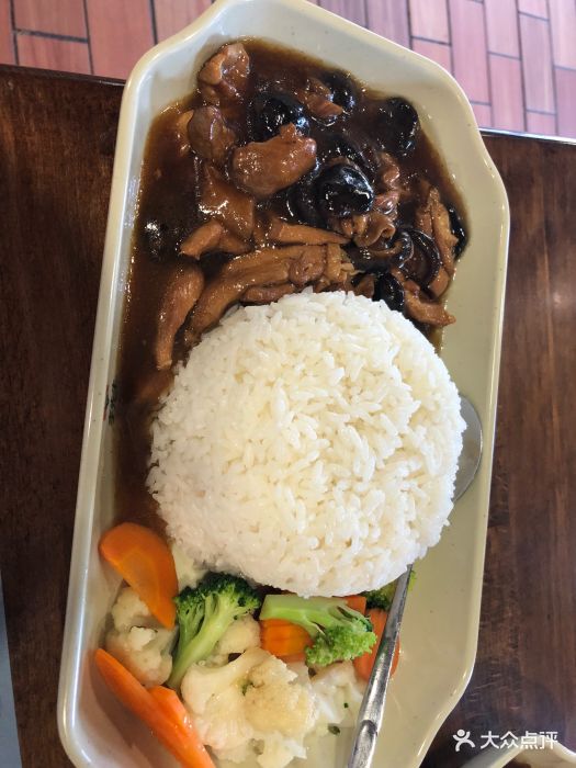 李先生加州牛肉面大王(重庆菜园坝火车站店)香菇鸡块饭图片 第36张